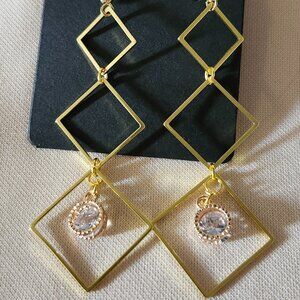 Sparkling Circle Diamond Geometric Dangle Earrings
